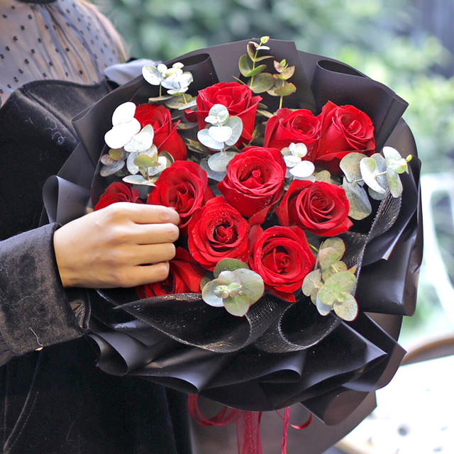 ���İ���